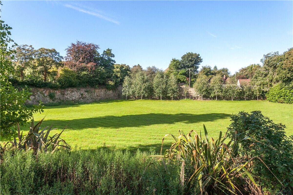 development plot for sale in Thornbury Hill, Alveston, Bristol, South