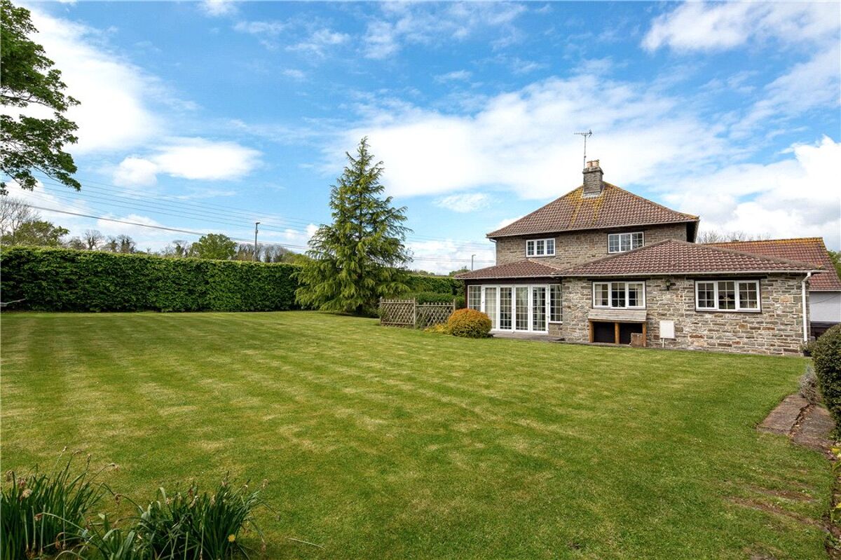 house for sale in Main Road, Temple Cloud, Bristol, North Somerset