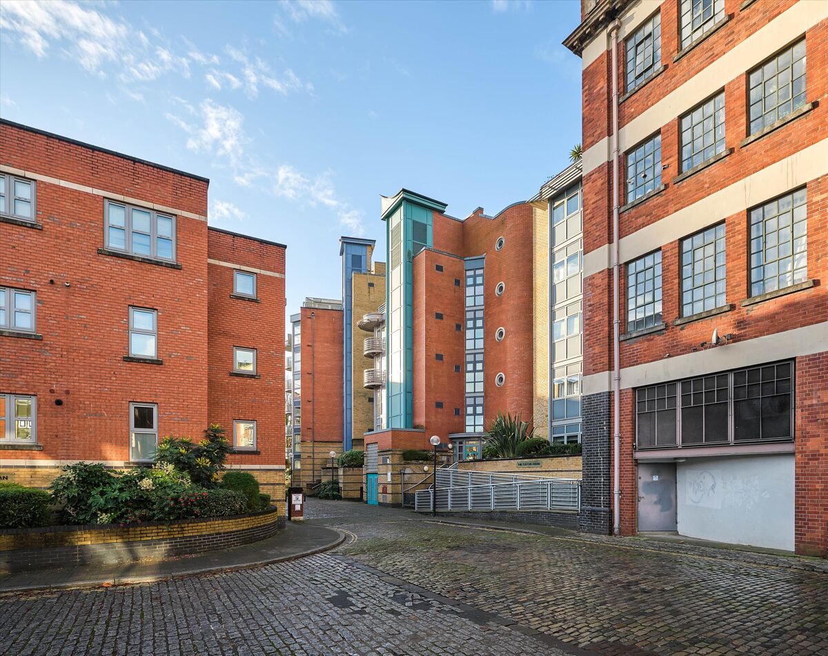 flat for sale in The Custom House, Redcliff Backs, Bristol, BS1 ...