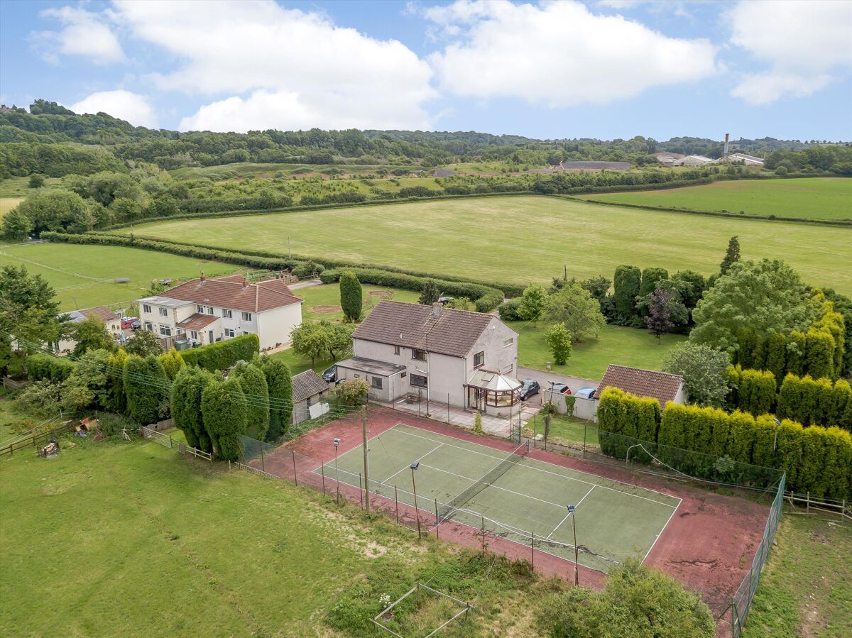 house for sale in Monmouth Hill, Almondsbury, Bristol, Gloucestershire