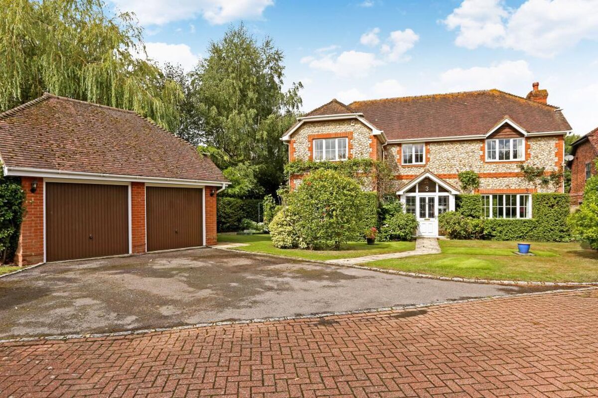 house for sale in Pound Meadow, SherfieldonLoddon, Hook, Hampshire