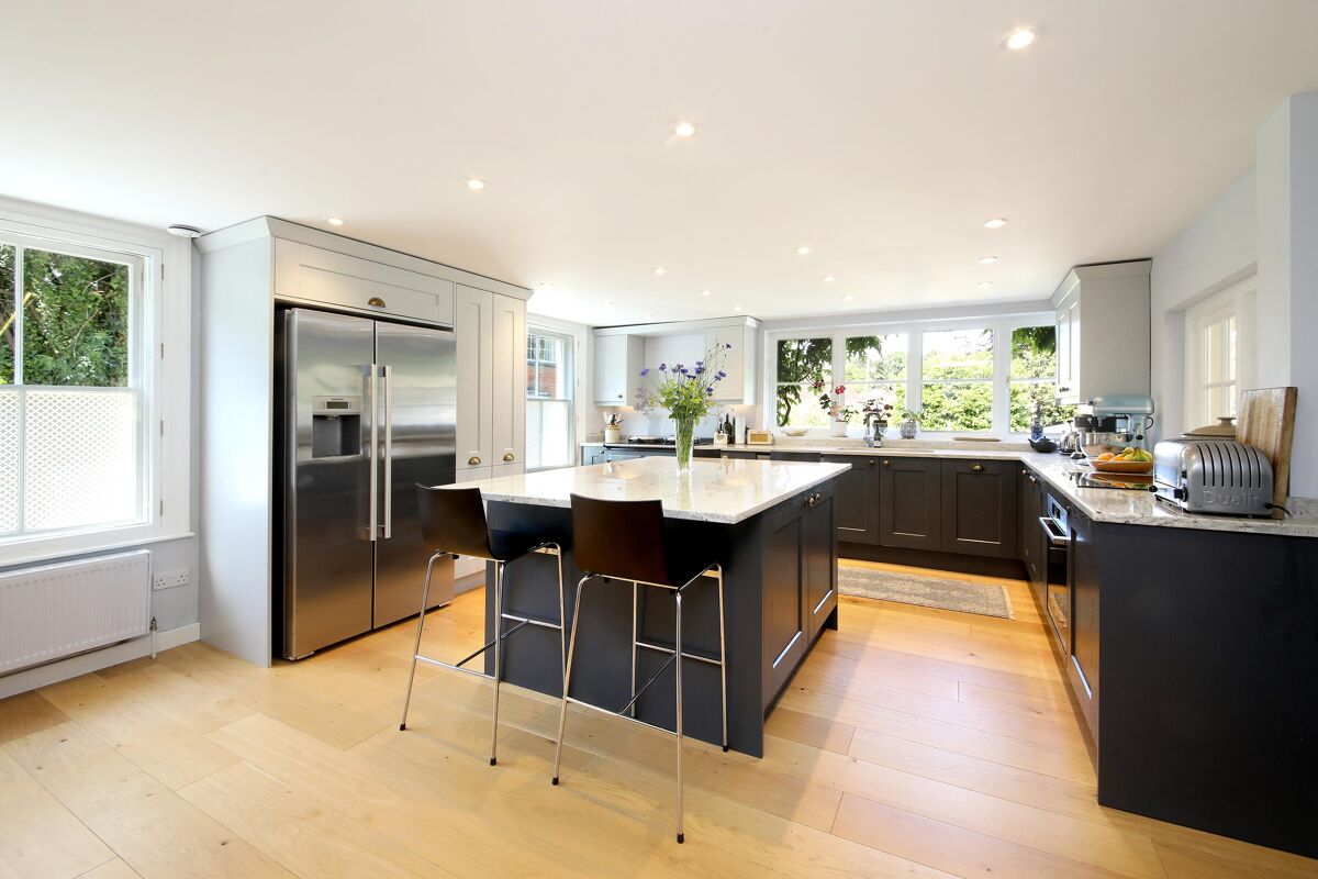 house for sale in Newbury Road, Kingsclere, Newbury, Hampshire RG20