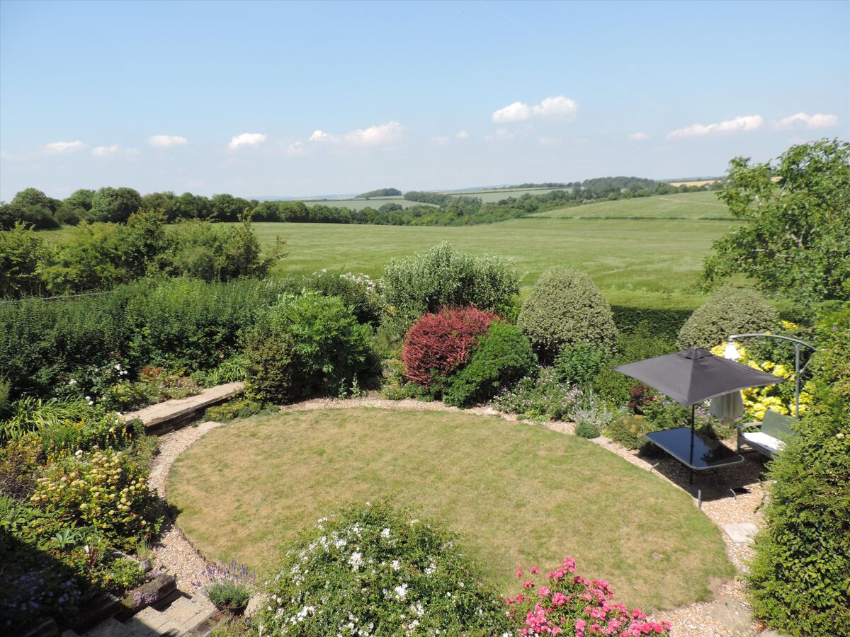 house for sale in Dummer, Basingstoke, Hampshire RG25 BSK012040794