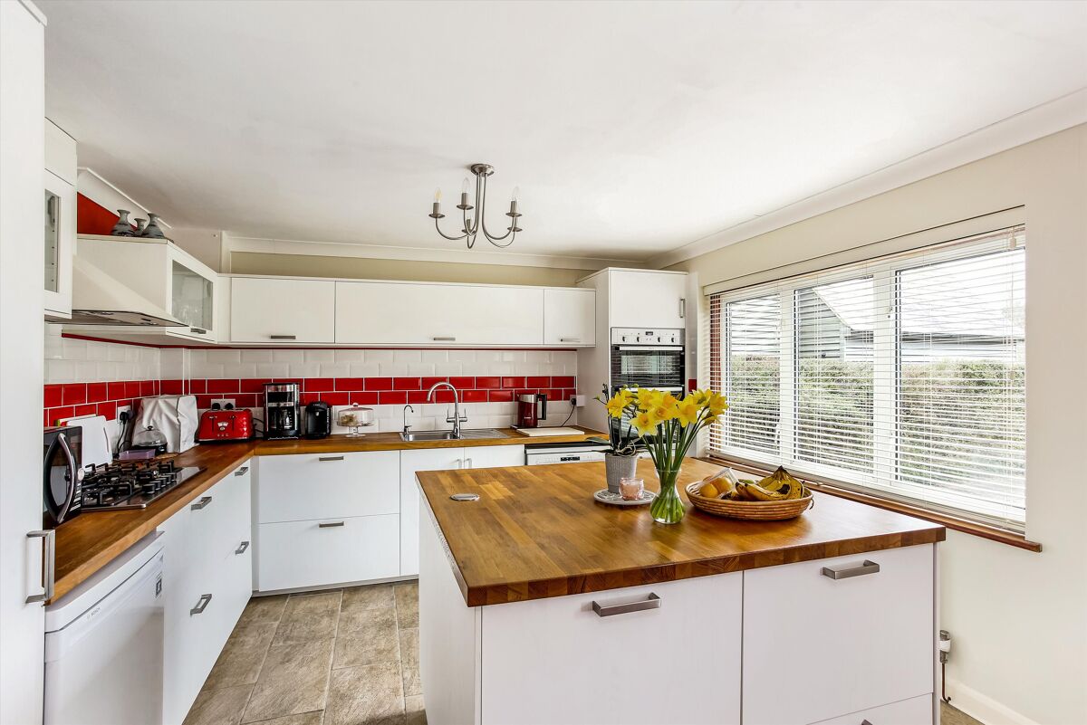 house for sale in Dummer, Basingstoke, Hampshire RG25 BSK012040794