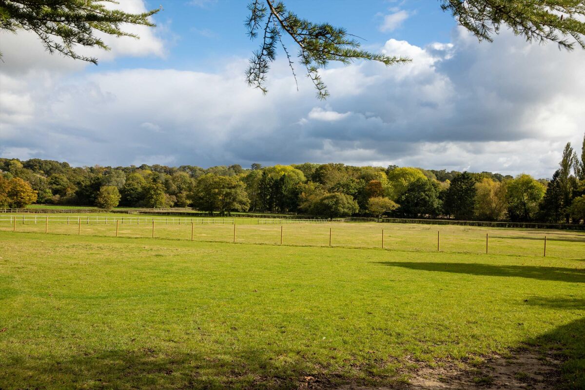 house for sale in Beech Hill Road, Spencers Wood, Reading, Berkshire