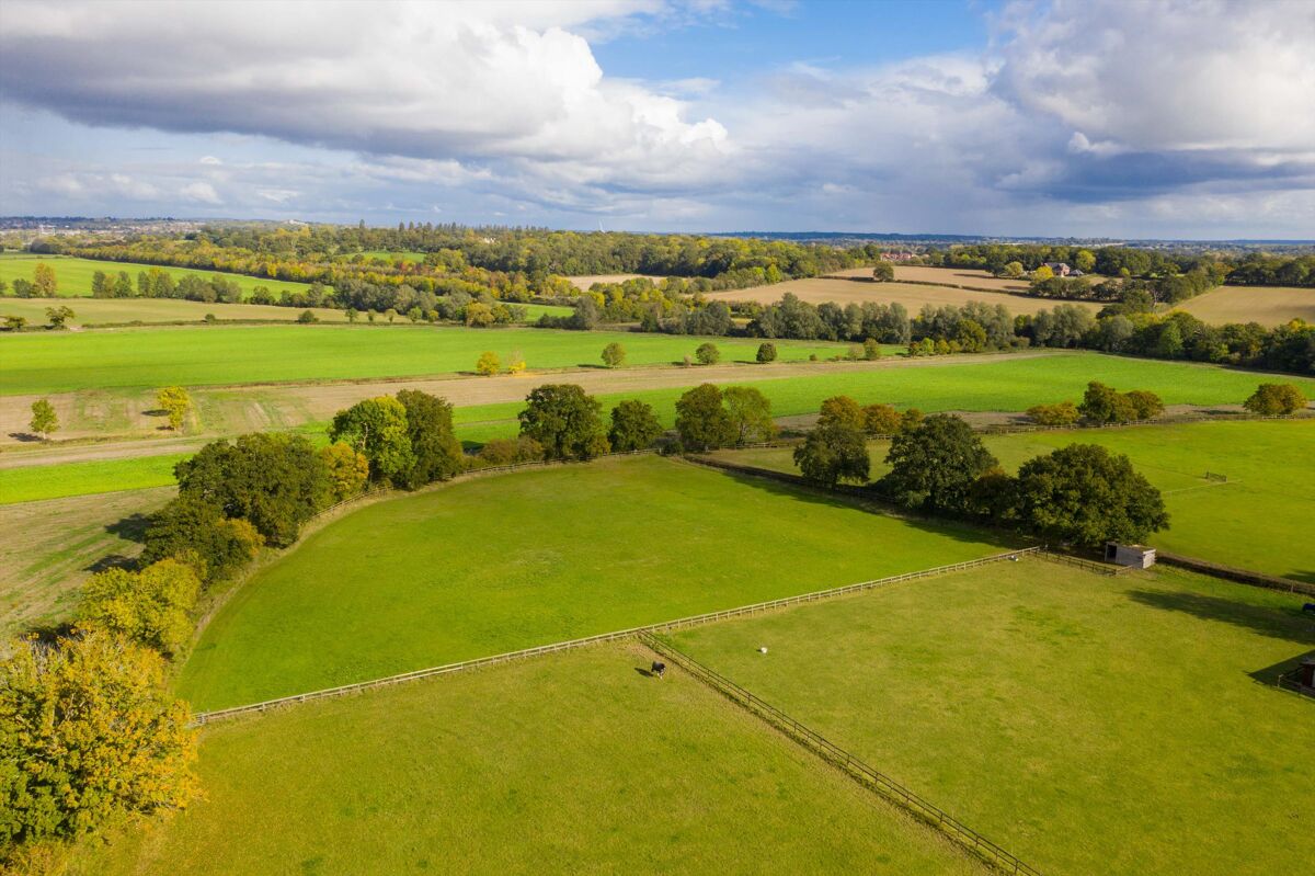 house for sale in Beech Hill Road, Spencers Wood, Reading, Berkshire