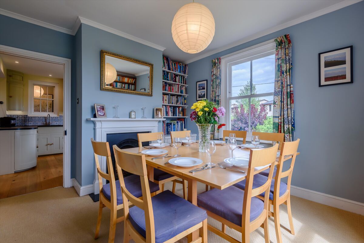 house for sale in Overton, Basingstoke, Hampshire, RG25 BSK012063019