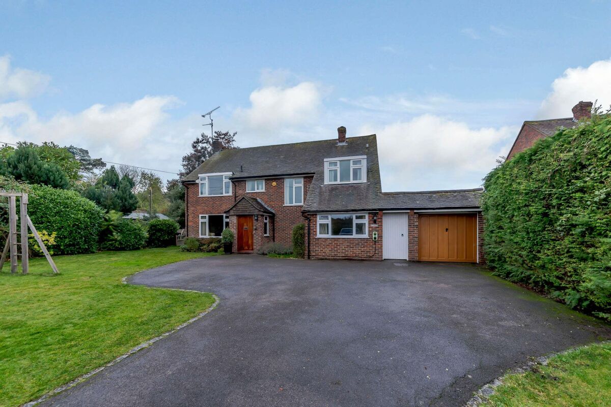 house for sale in Bramley Road, Pamber End, Tadley, Hampshire, RG26 BSK012069201 Knight Frank