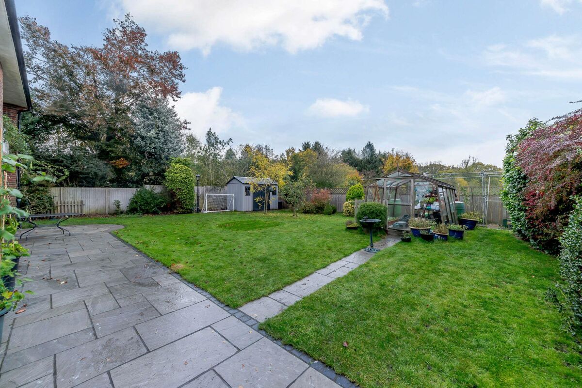 house for sale in Bramley Road, Pamber End, Tadley, Hampshire, RG26