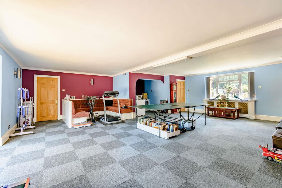 house for sale in Broad Oak, Odiham, Hook, Hampshire, RG29