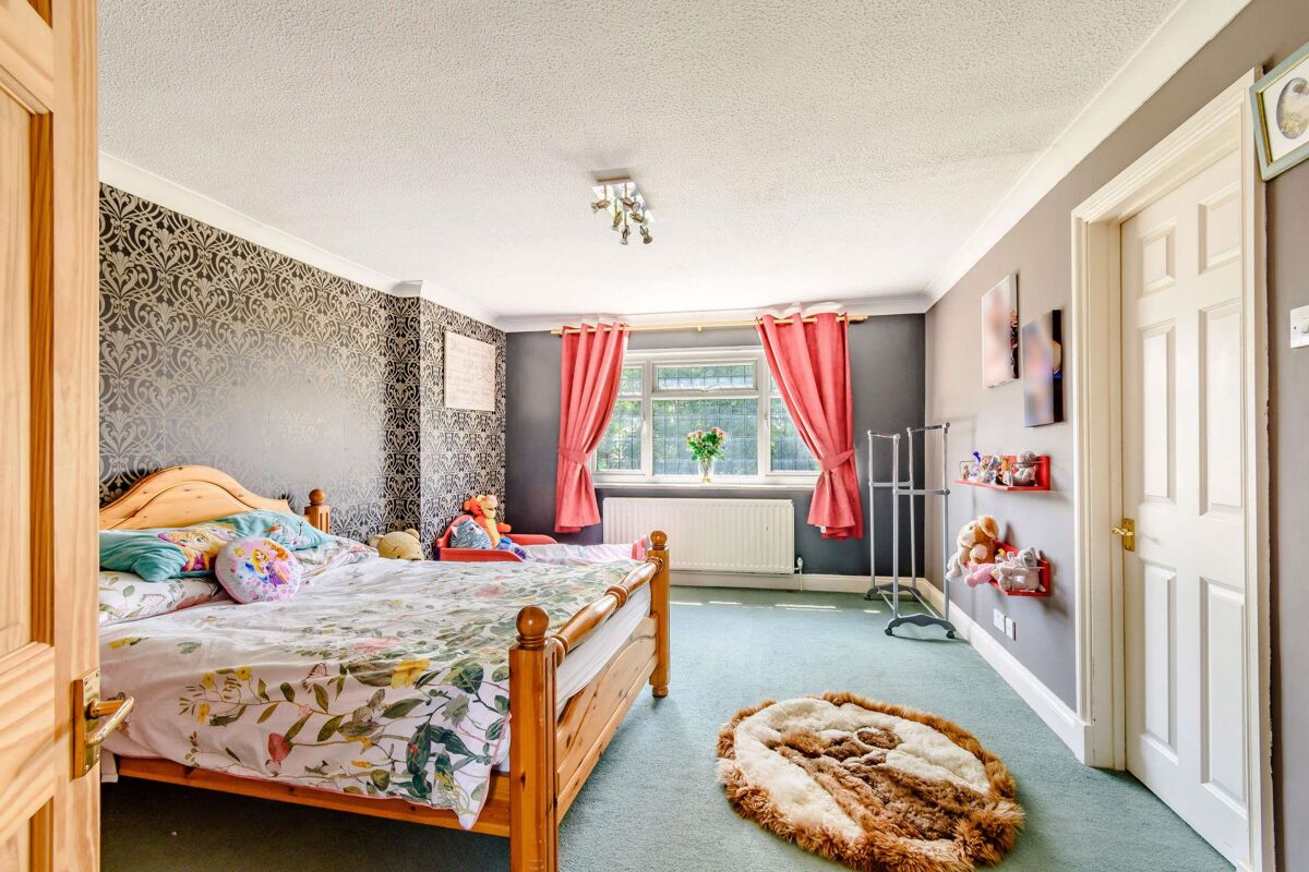 house for sale in Broad Oak, Odiham, Hook, Hampshire, RG29