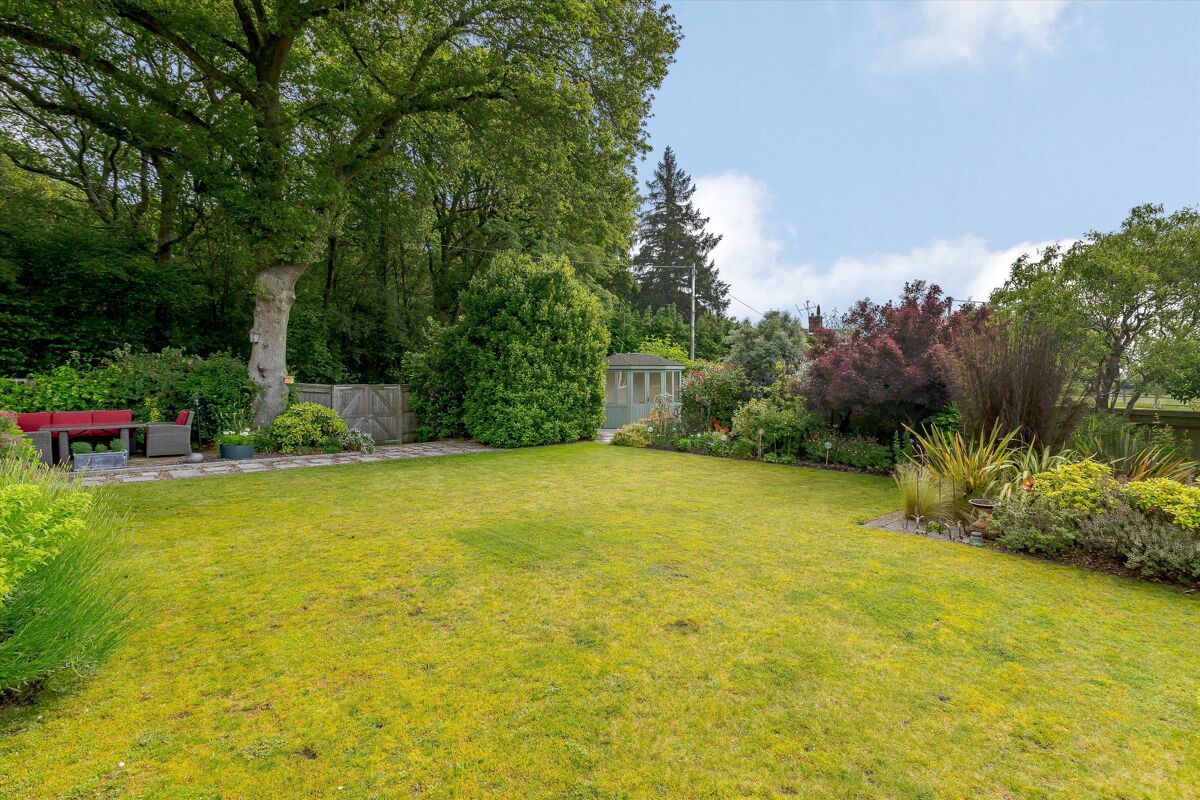 house for sale in Silchester Road, Little London, Basingstoke