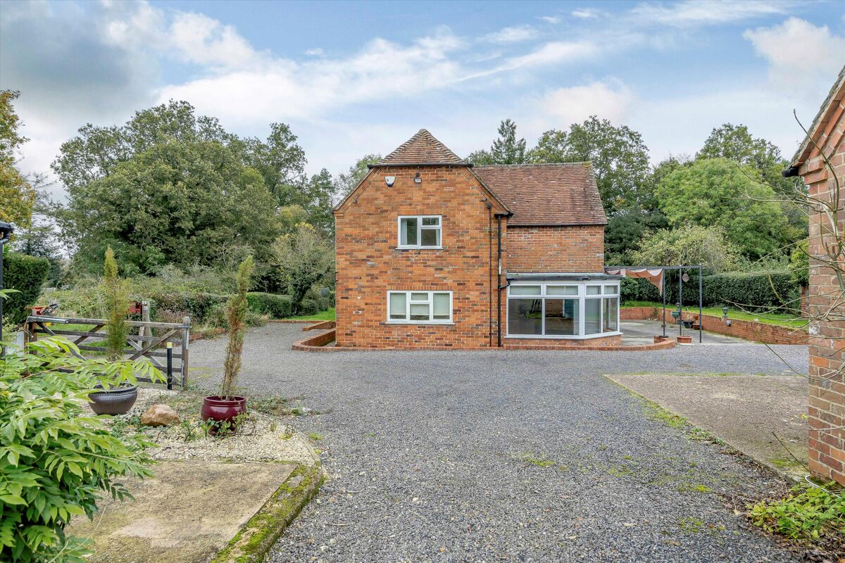 house for sale in Ox Drove, Burghclere, Newbury, Hampshire, RG20