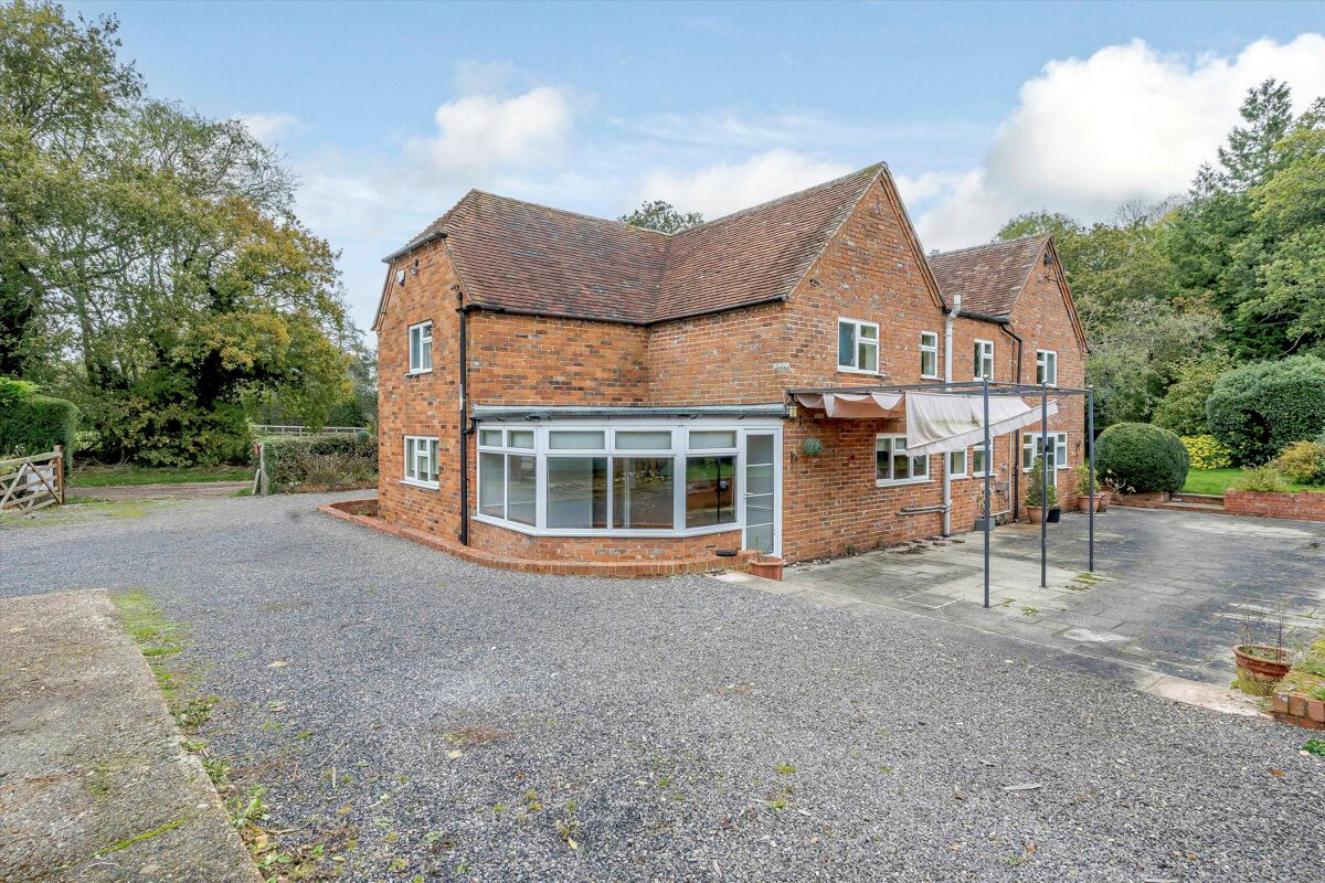 house for sale in Ox Drove, Burghclere, Newbury, Hampshire, RG20