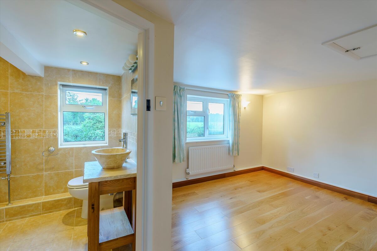 house for sale in Ox Drove, Burghclere, Newbury, Hampshire, RG20