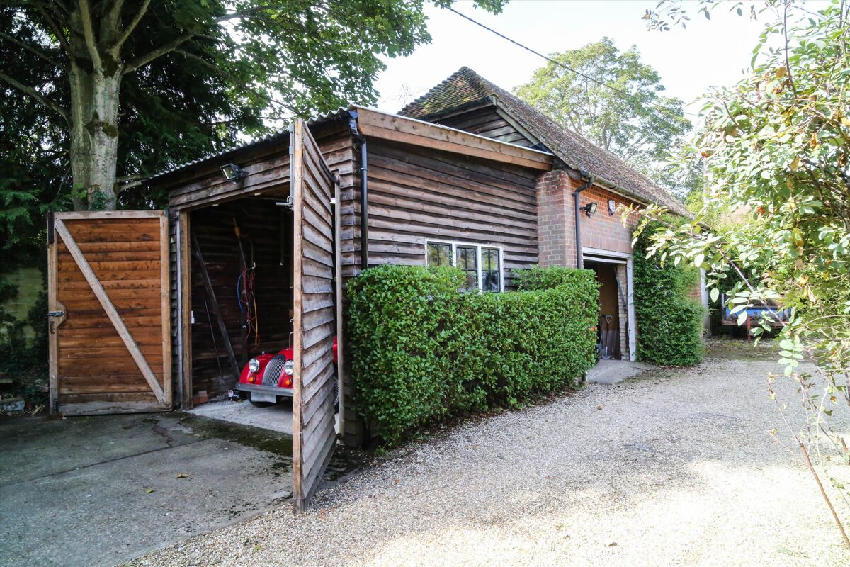 house for sale in Glaston Hill House, Glaston Hill Road, Eversley, Hook