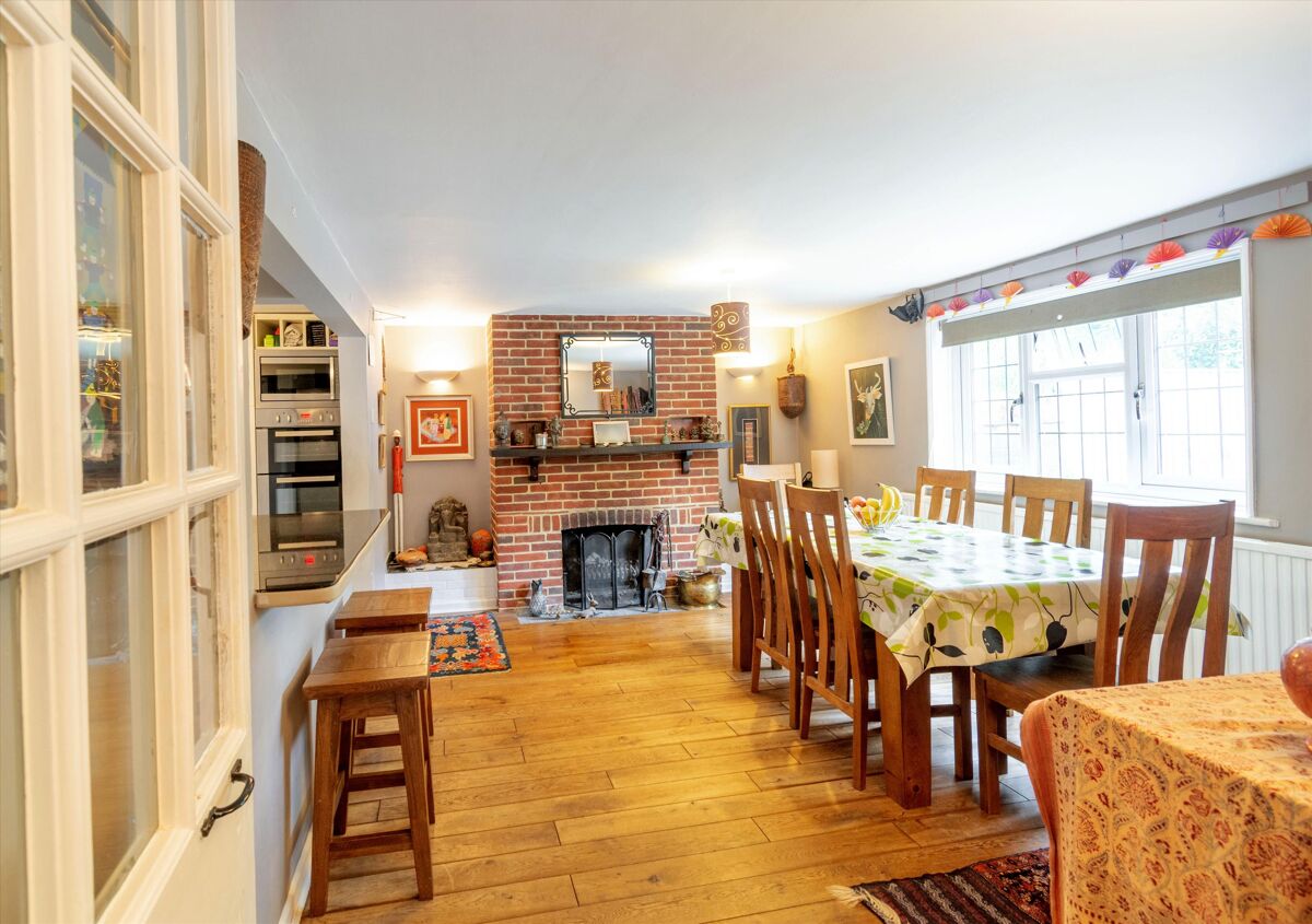 house for sale in Dummer, Basingstoke, Hampshire, RG23 BSK012176204