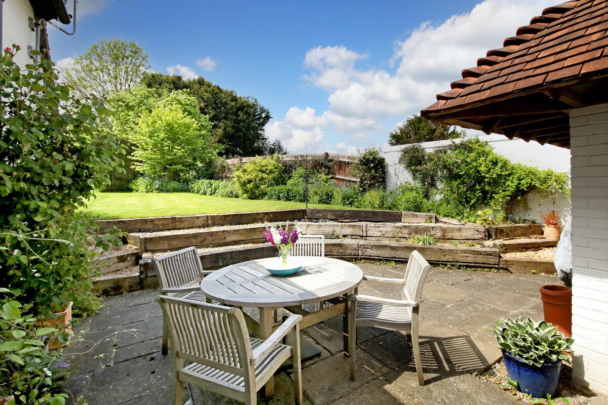 house for sale in Tunworth Road, Mapledurwell, Basingstoke, Hampshire