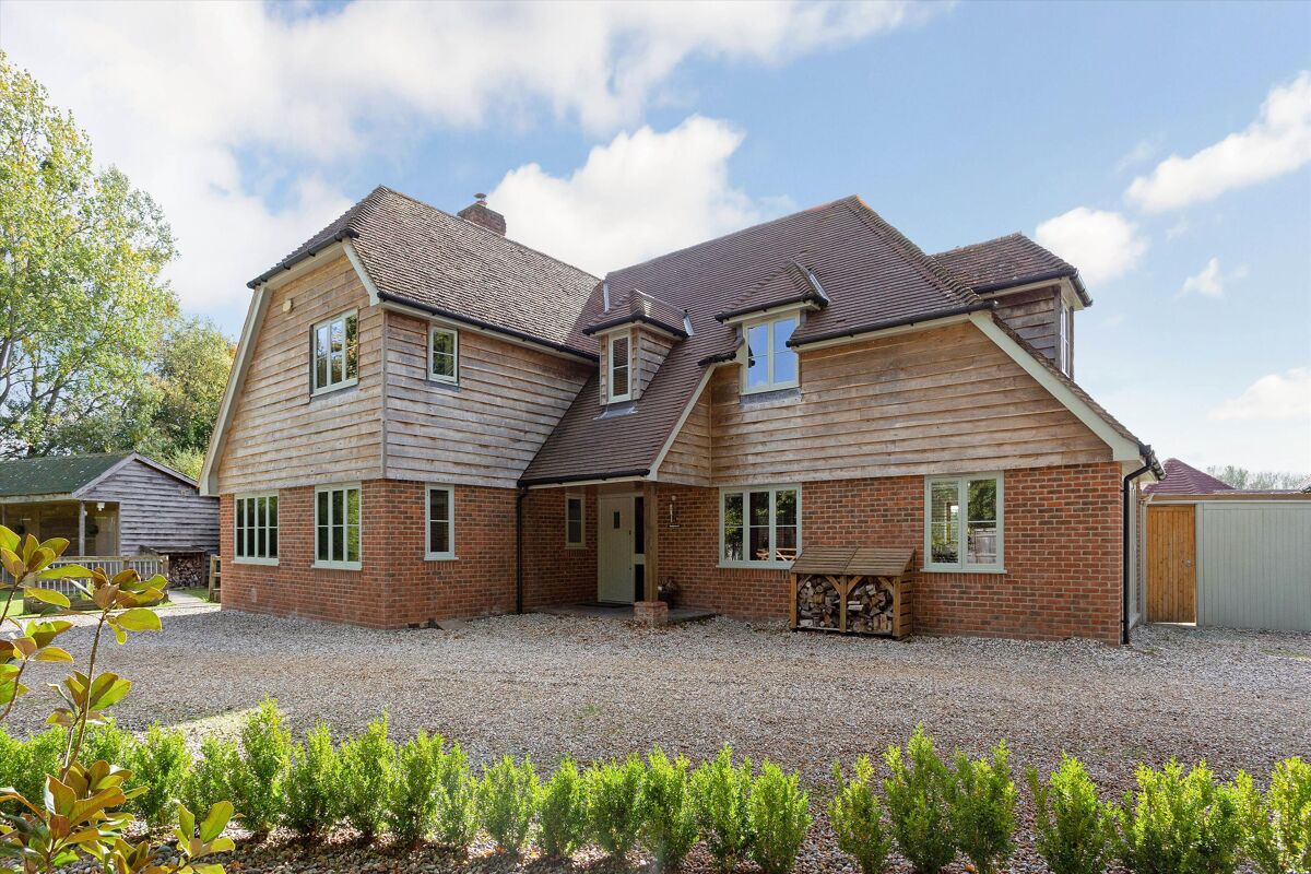 house for sale in Silchester Road, Bramley, Hampshire, RG26