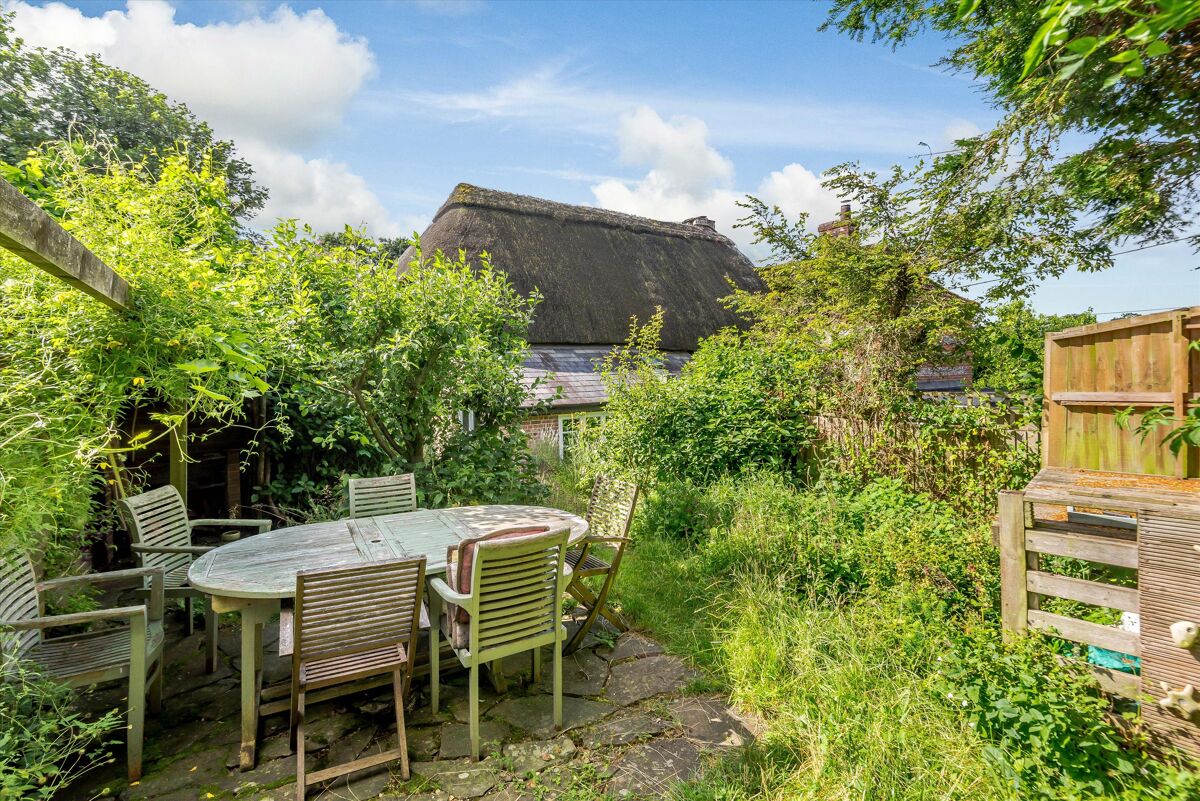 house for sale in Yew Tree Road, North Waltham, Basingstoke, Hampshire