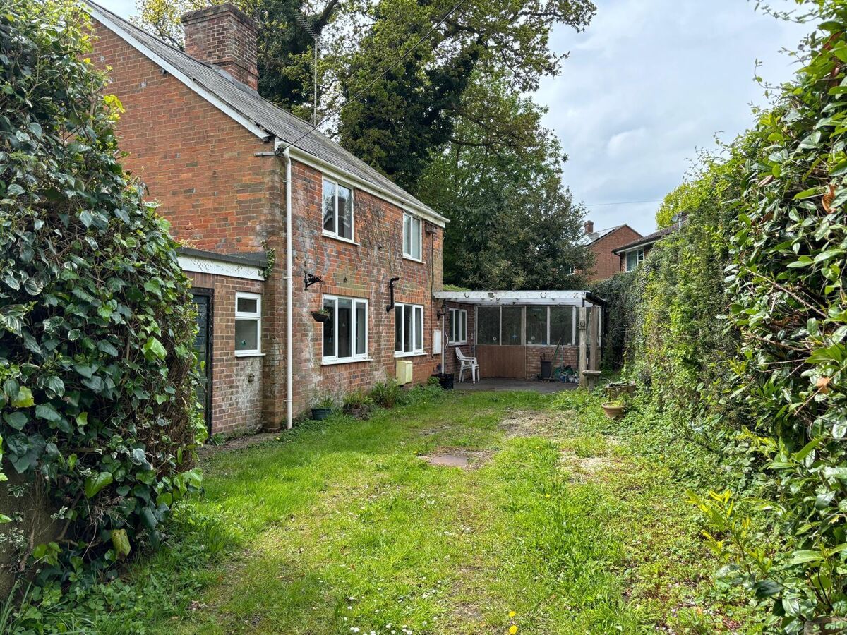 house for sale in Lane, Baughurst, Tadley, Hampshire, RG26