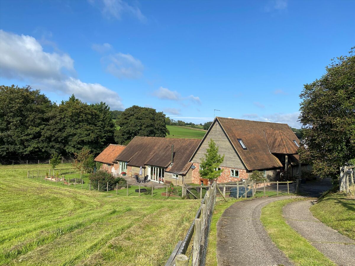 house for sale in Lower Farringdon, Alton, Hampshire, GU34