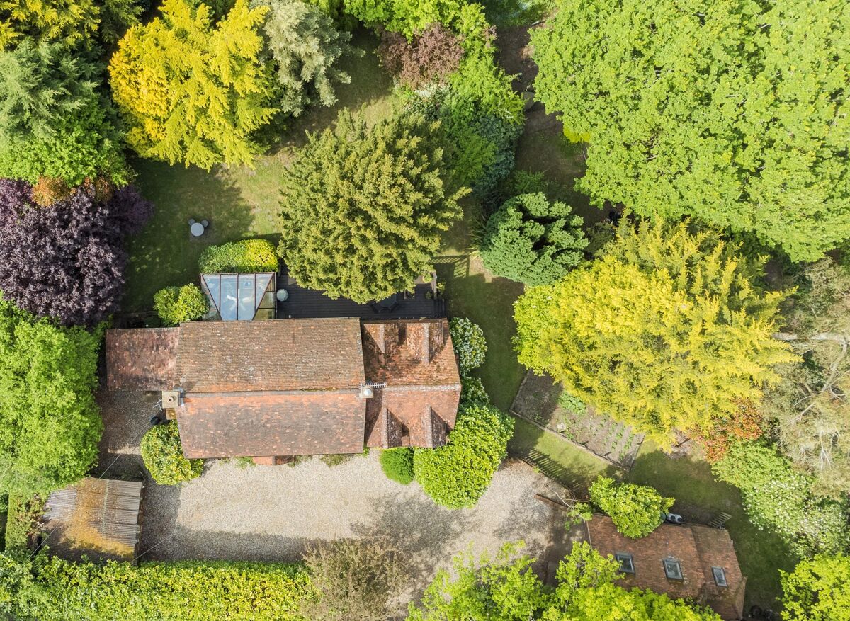 house for sale in Bunces Shaw Road, Farley Hill, Reading, Berkshire, RG7 BSK012222062 Knight