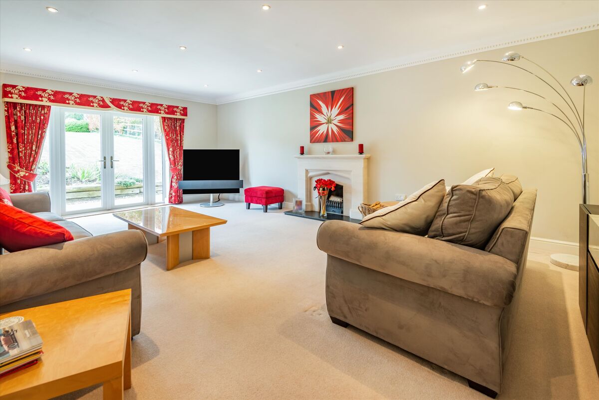 house for sale in Chapel Walk, Cliddesden, Basingstoke, Hampshire, RG25 BSK012255244 Knight