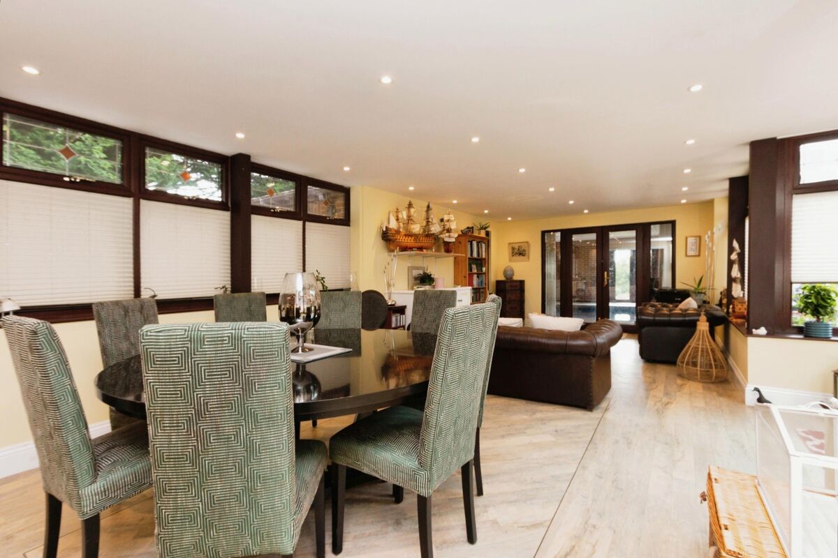 house for sale in Reading Road, SherfieldonLoddon, Hook, Hampshire