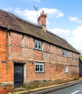 Picture of 3 bedroom house for sale.