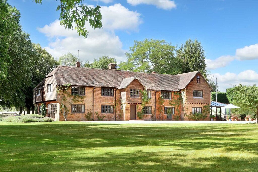 Image of Bamber Lane, Lower Froyle, Alton, Hampshire, GU34