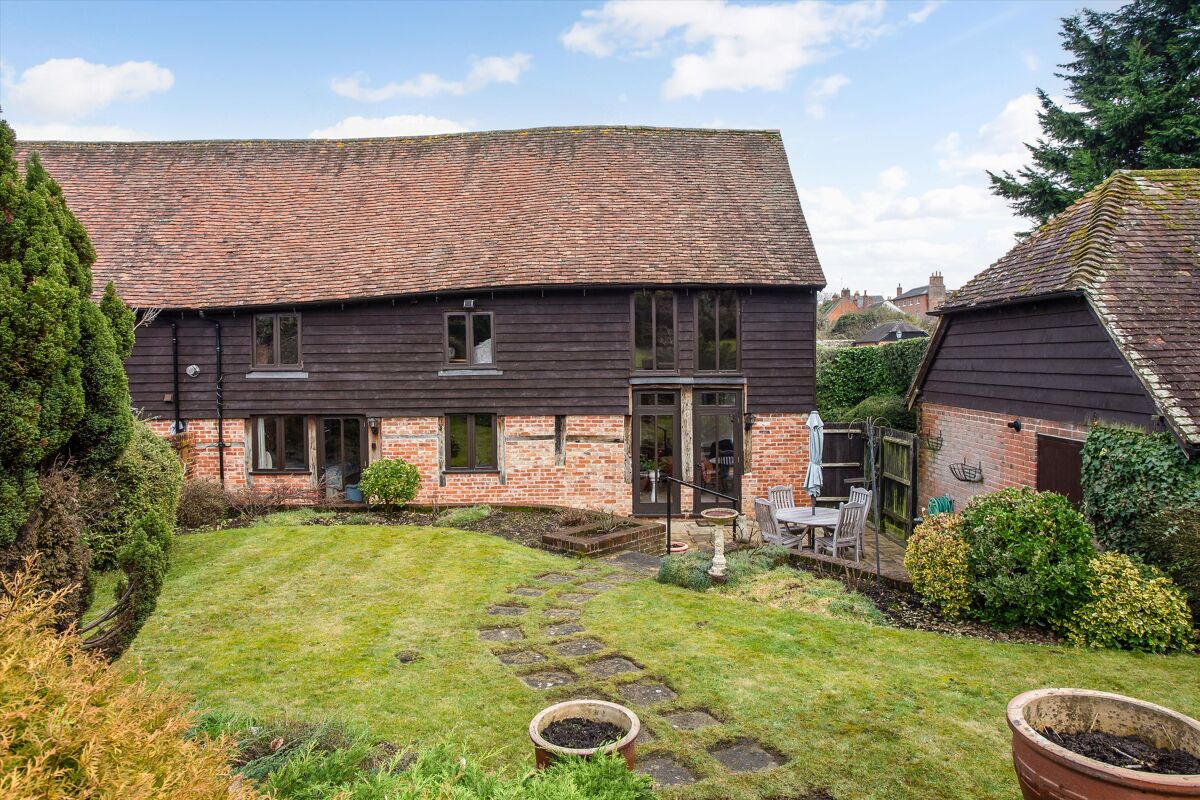 house for sale in Palace Gate Farm, Odiham, Hook, Hampshire, RG29