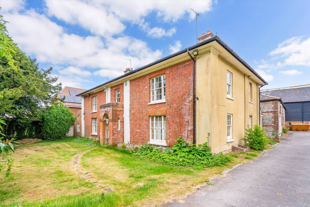 Image of Cliddesden, Basingstoke, Hampshire, RG25