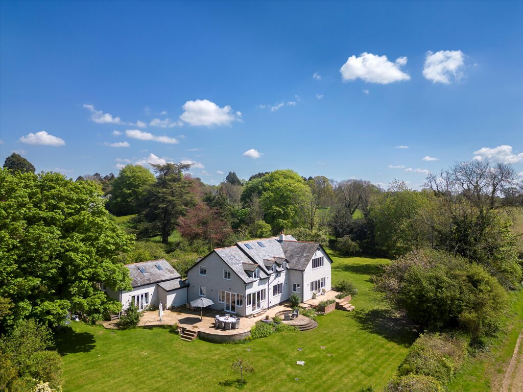 Image of Common Hill, Medstead, Alton, Hampshire, GU34