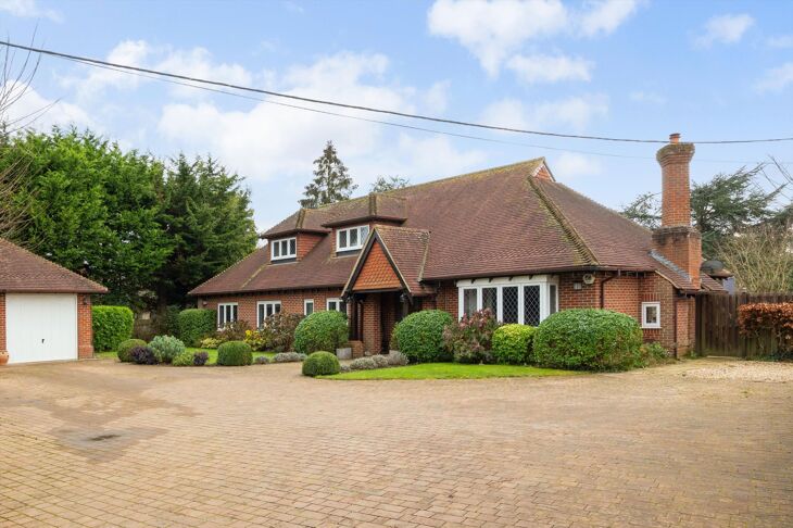 Picture of Vicarage Lane, Hound Green, Hook, Hampshire, RG27