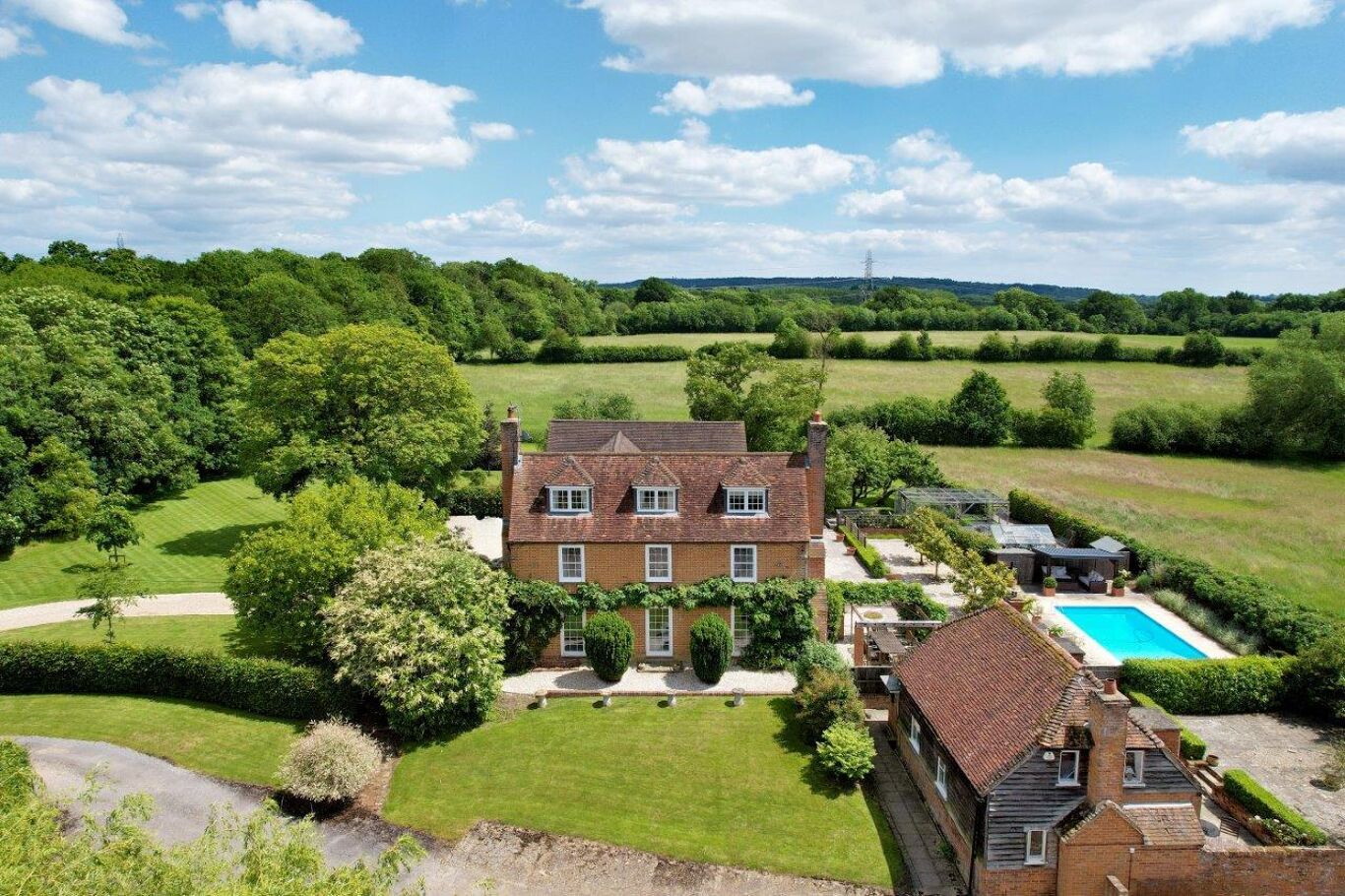 Image of Great Rye Farm, Rye Common, Odiham, Hampshire, RG29