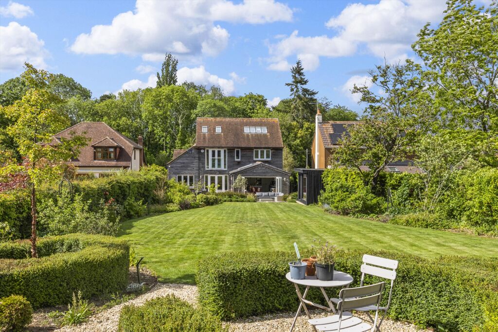 Image of Newnham Lane, Old Basing, Basingstoke, Hampshire RG24