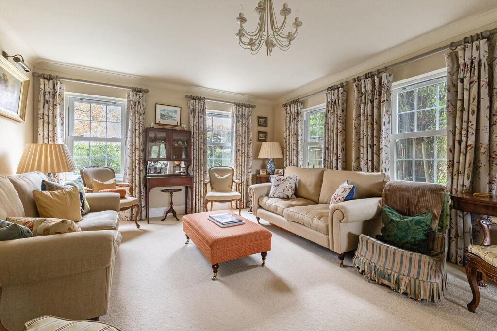 Image of Ashford Hill Road, Ashford Hill, Thatcham, Hampshire, RG19