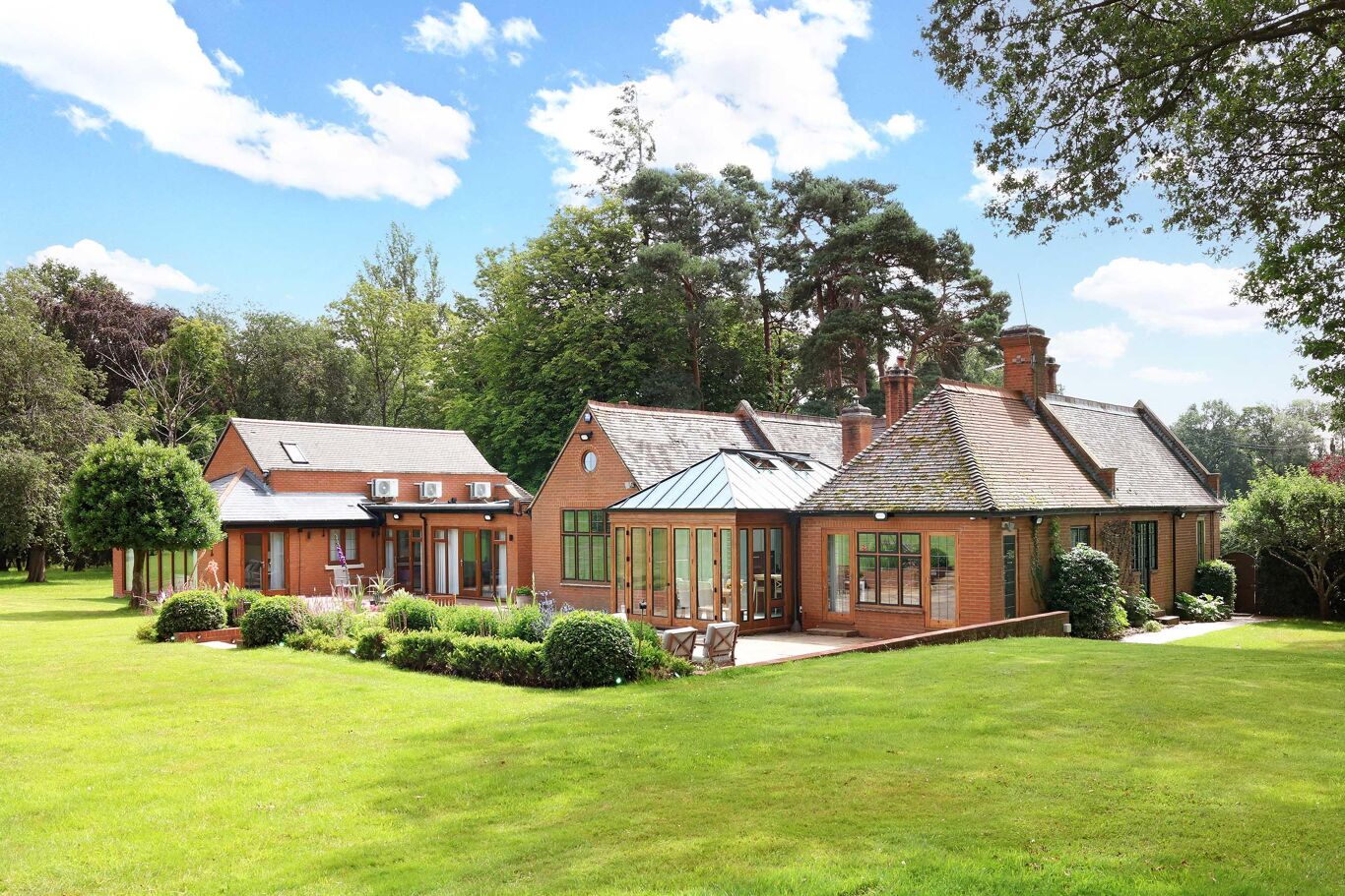 Image of Ridge Lane, Newnham, Hook, Hampshire, RG27