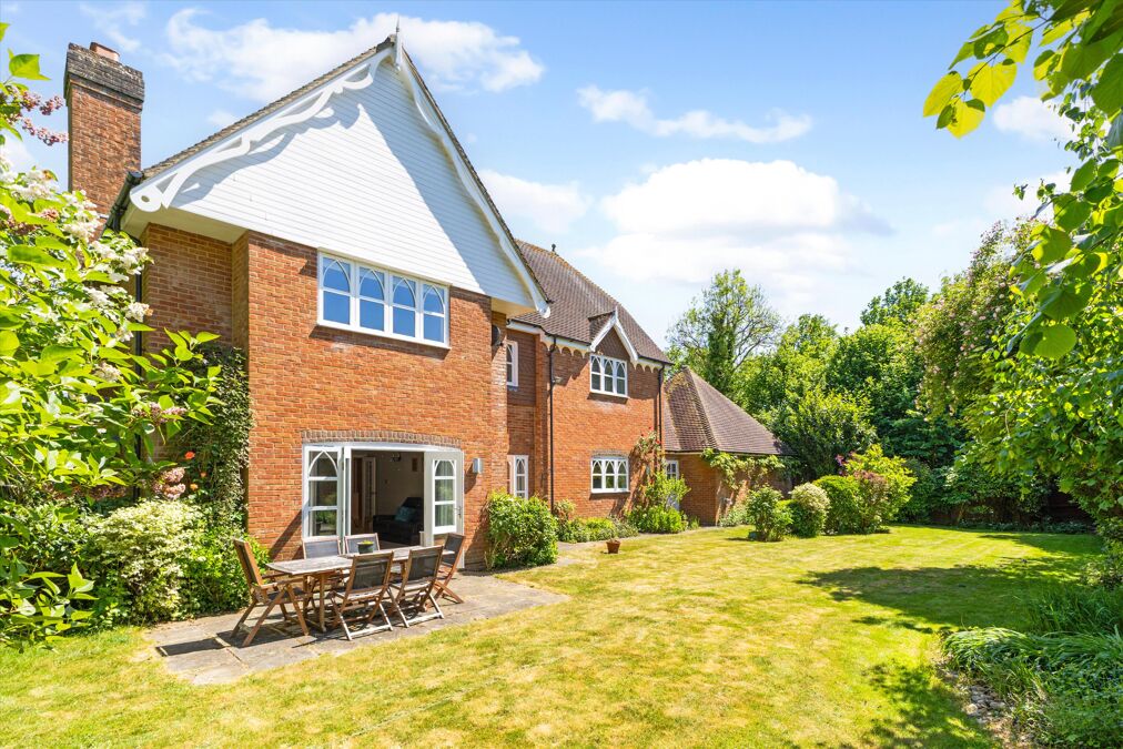 Image of Cleves Lane, Upton Grey, Basingstoke, Hampshire, RG25