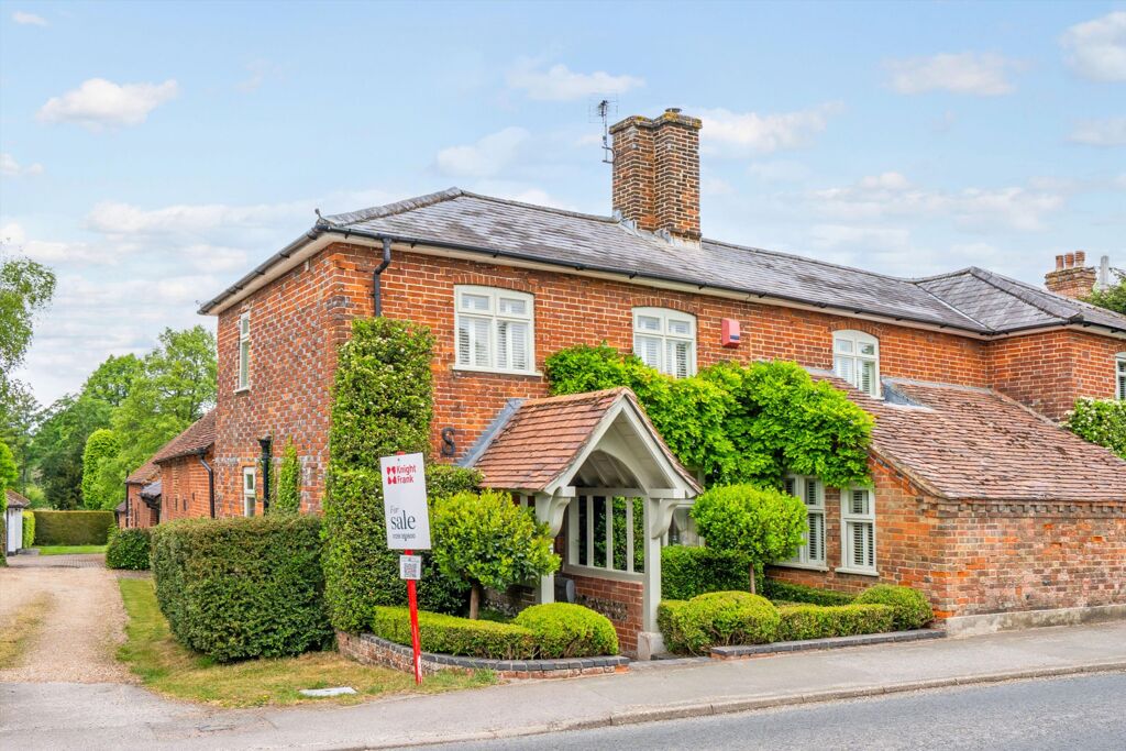 Image of Southington, Overton, Basingstoke, Hampshire, RG25