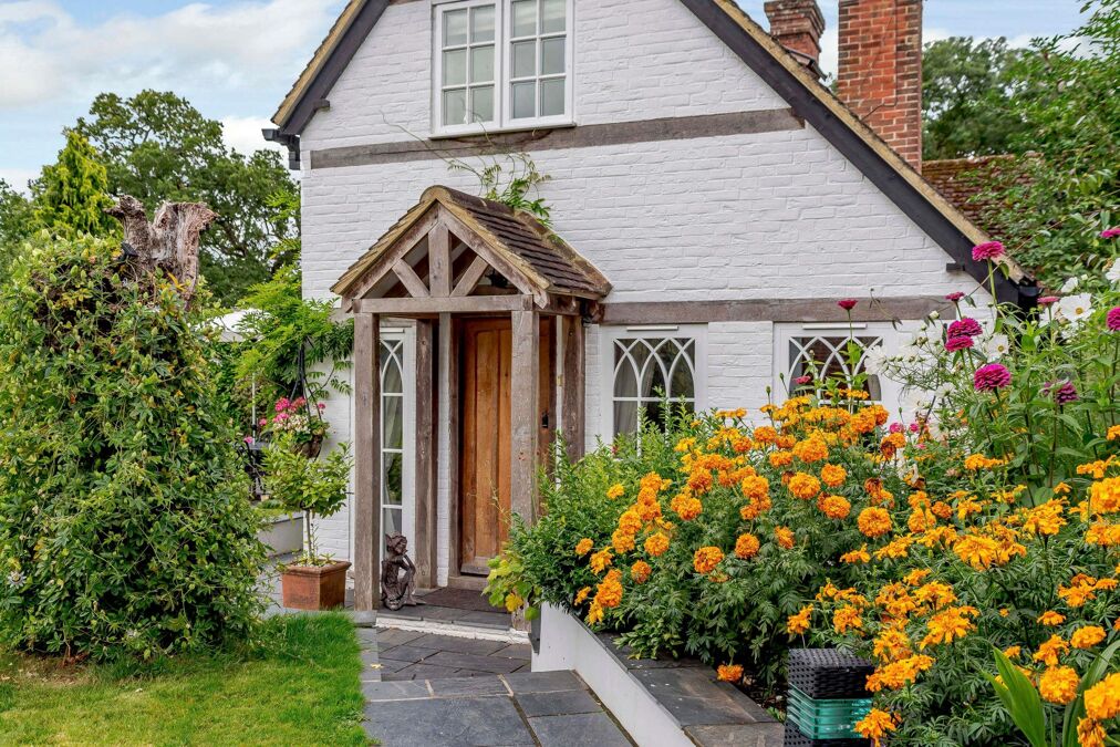 Image of Bramley Corner, Bramley, Tadley, Hampshire, RG26