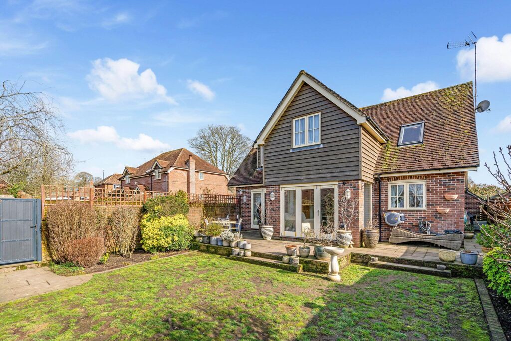 Image of Farriers Close, Preston Candover, Basingstoke, Hampshire RG25