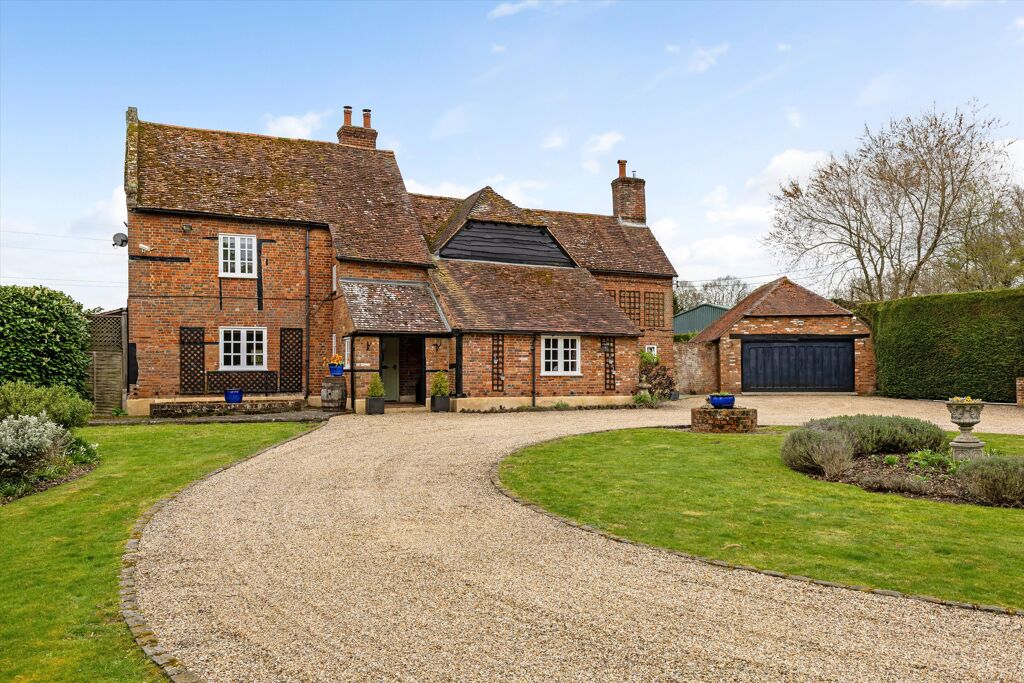 Image of New Road, Little London, Tadley, Hampshire RG26