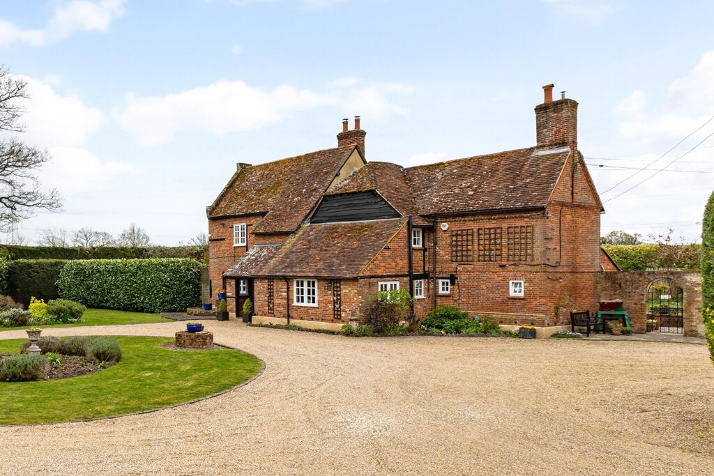 Image of New Road, Little London, Tadley, Hampshire RG26