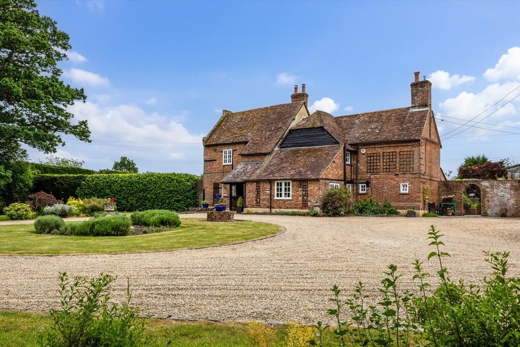 Image of New Road, Little London, Tadley, Hampshire RG26