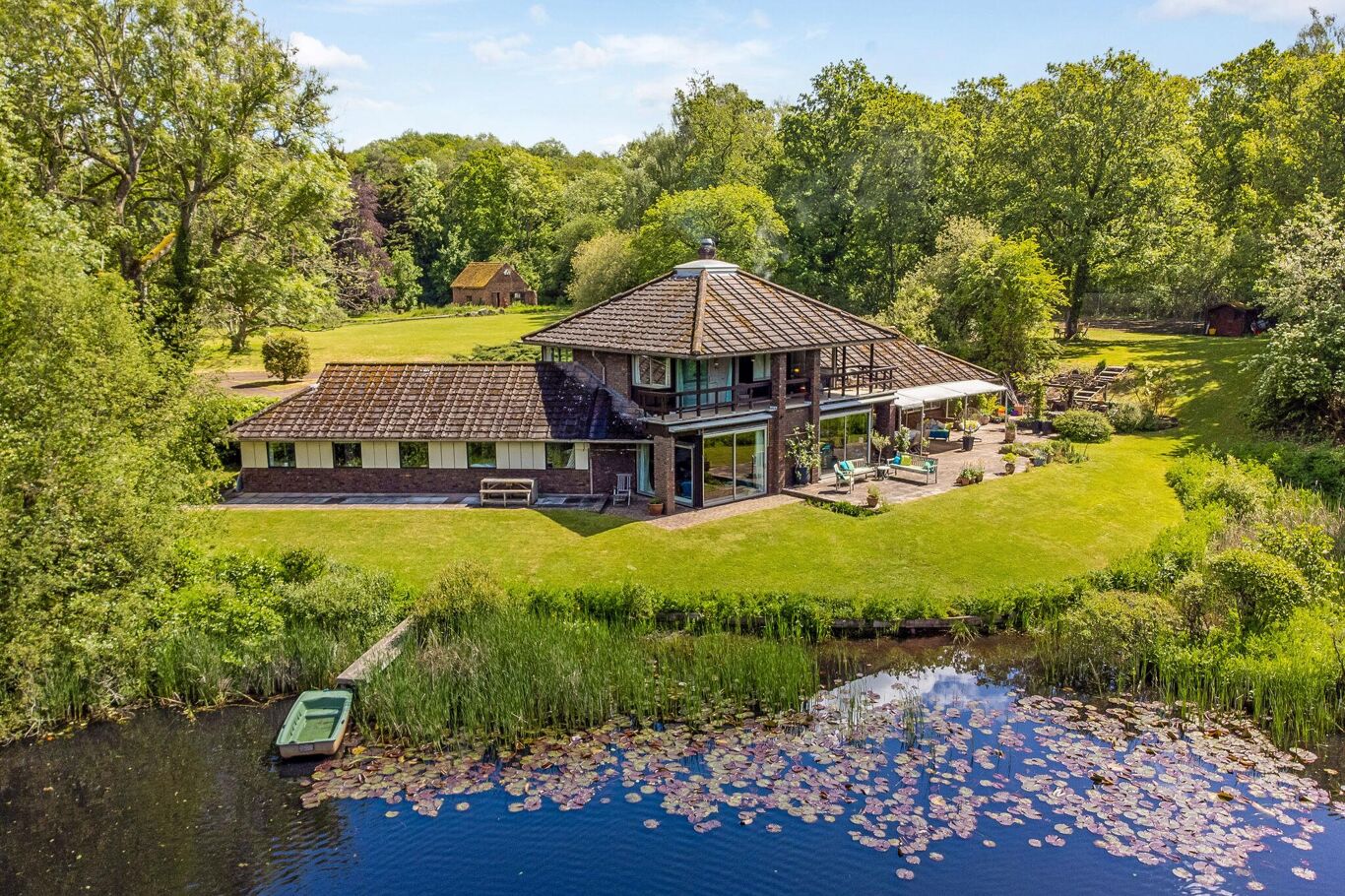 Image of Heath Lane, Crondall, Farnham, Hampshire GU10