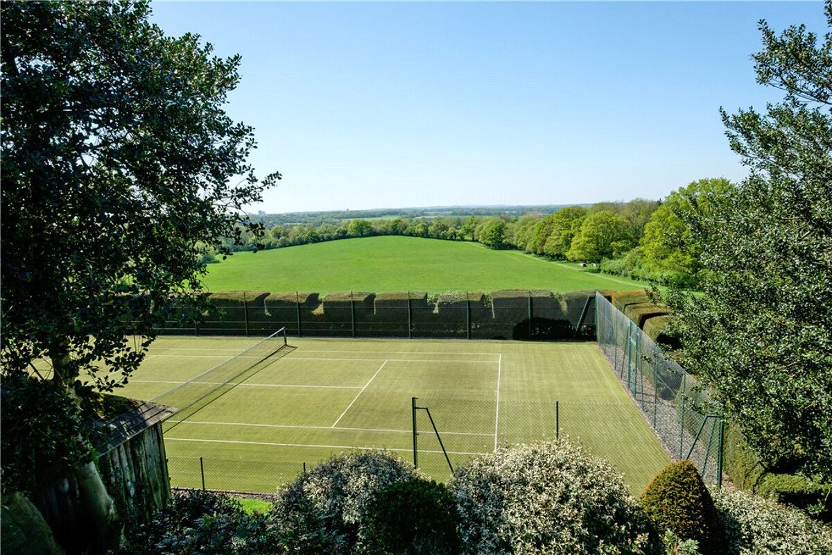 house for sale in Crown Lane, Newnham, Hook, Hampshire, RG27