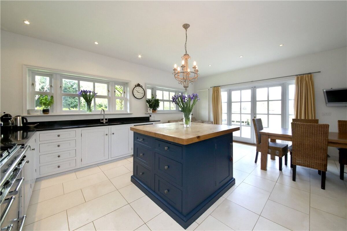 house for sale in Newnham Lane, Newnham, Hook, Hampshire, RG27