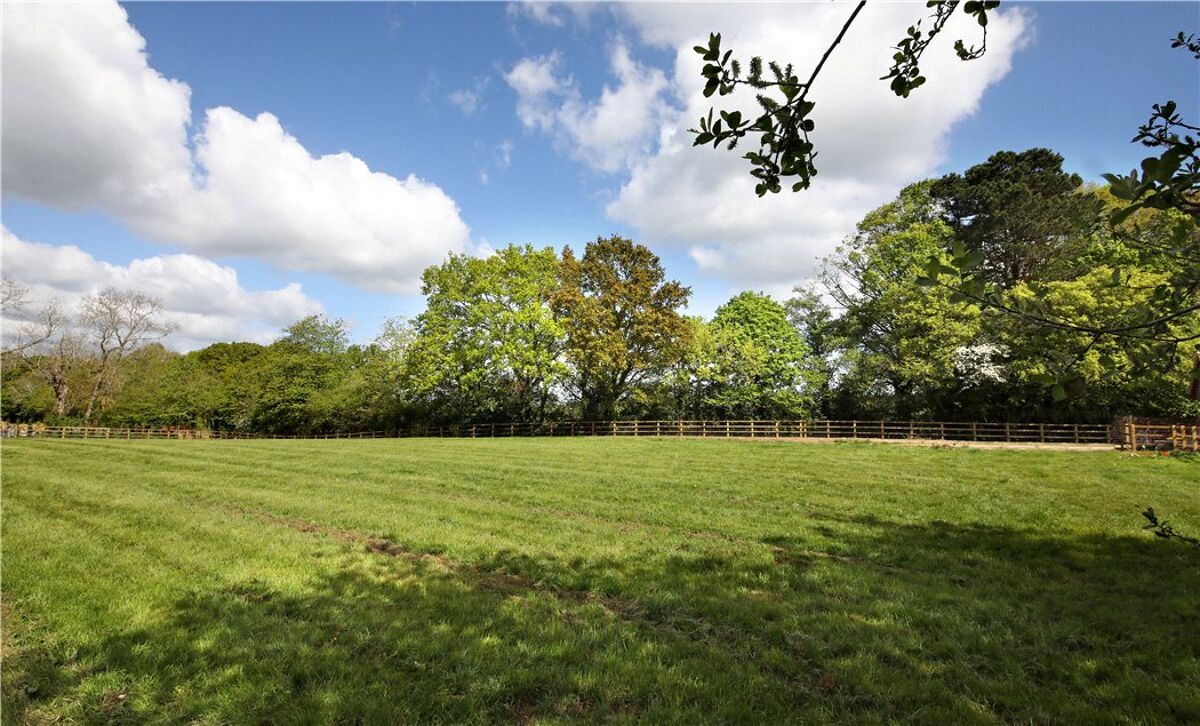 house for sale in Newnham Lane, Newnham, Hook, Hampshire, RG27 BSK090170 Knight Frank